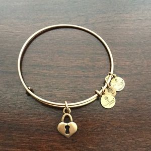 alex and ani gold heart bracelet